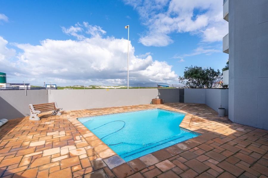 To Let 3 Bedroom Property for Rent in Muizenberg Western Cape